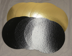 10 Stck Tortenuntersetzer mit Goldfolie und Schwarzfolie beidseitig - 32cm